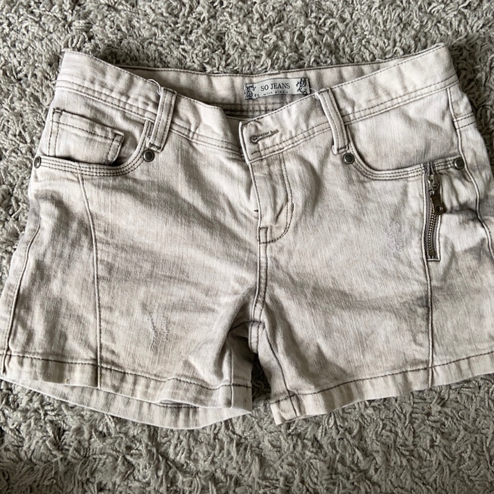 Light grey denim shorts